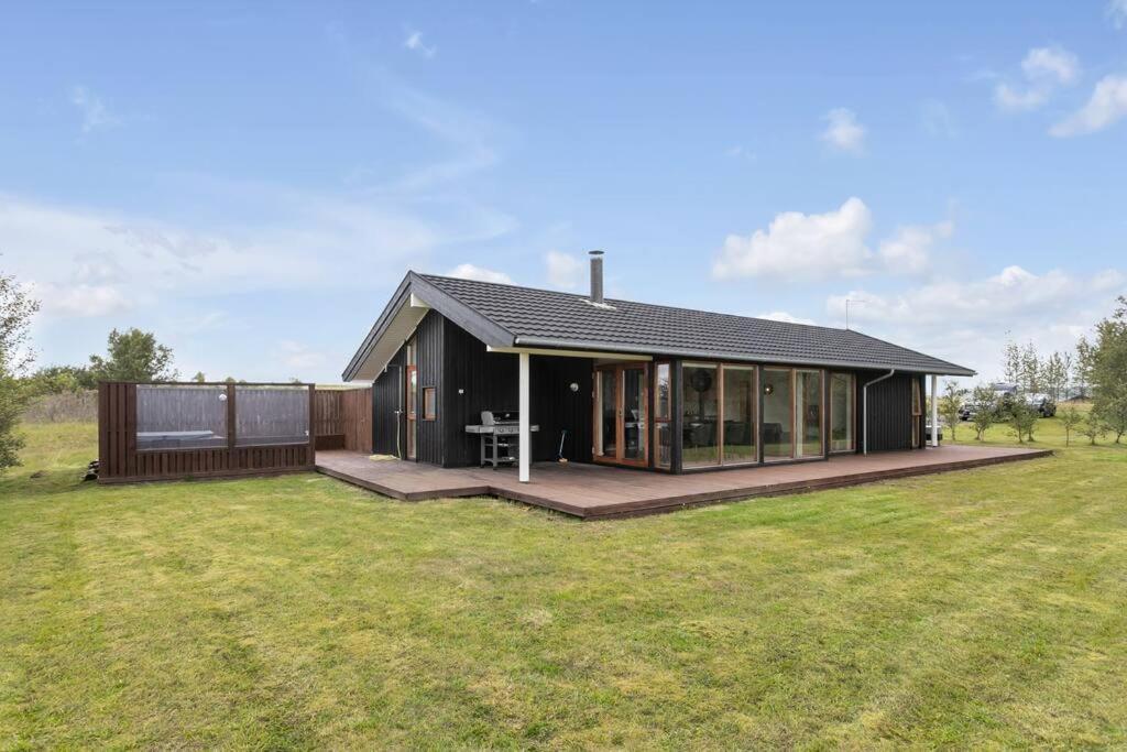 Scandinavian Villa In South Iceland Laugaras Kültér fotó