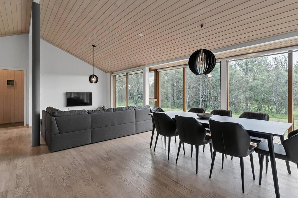 Scandinavian Villa In South Iceland Laugaras Kültér fotó